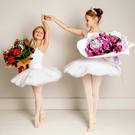 На пуантах из роз: как «Русский Букет» создал новогоднюю флористику в духе Большого театра