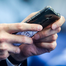 Минцифры создаст базу IMEI всех телефонов в России для борьбы с БПЛА вместо массовых блокировок