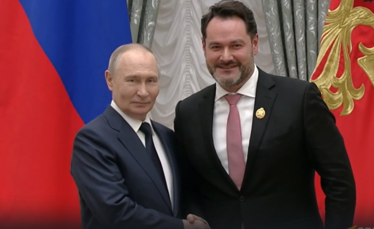 Владимир Путин и Ильдар Абдразаков