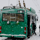 В центре Казани временно приостановили движение троллейбусов из-за обрыва сети