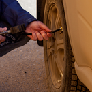 Роскачество выявило опасные канцерогены в китайских шинах