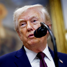 Трамп: Путин сказал, что РФ готова помочь в восстановлении Украины, он очень щедр