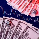 РИА «Новости»: Рубль в 2025 году стал самой подорожавшей к доллару валютой