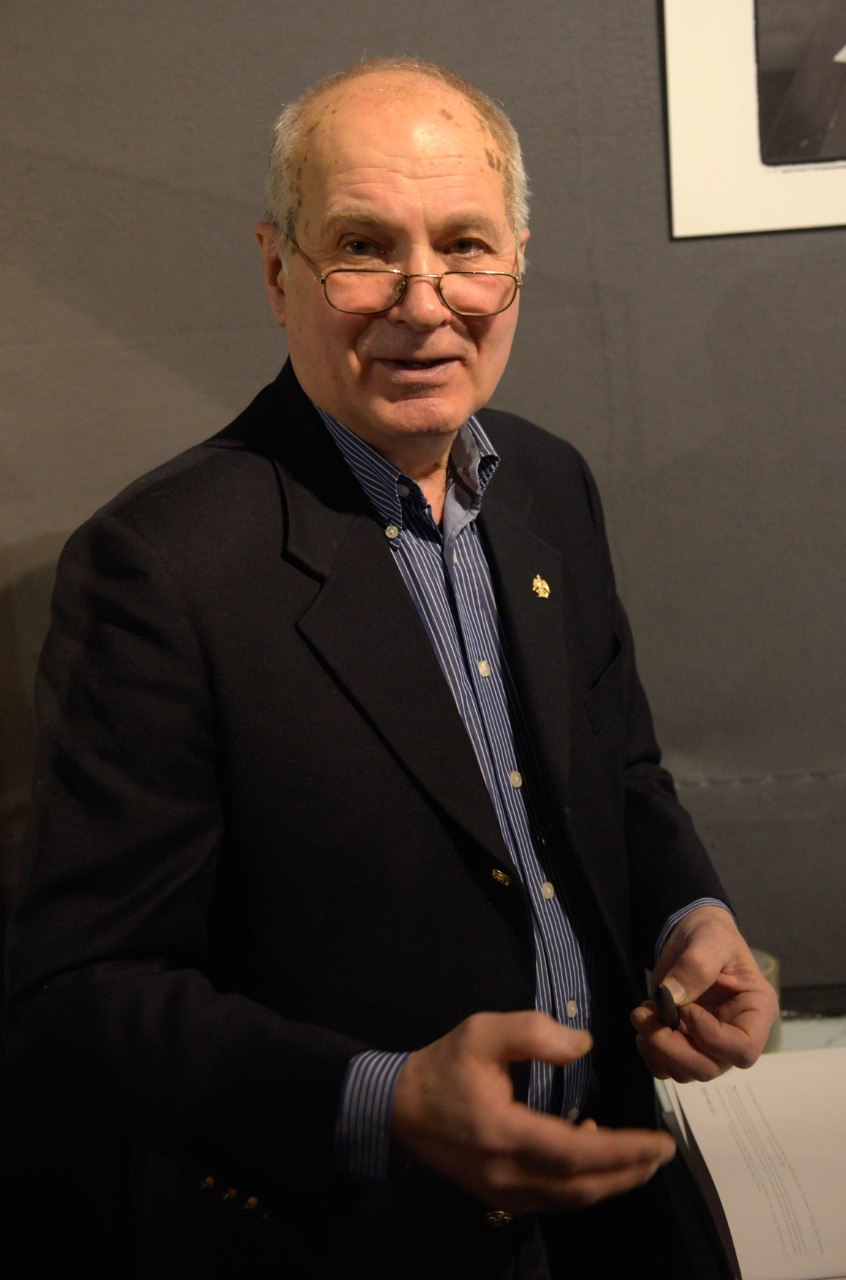 Валерий Плотников