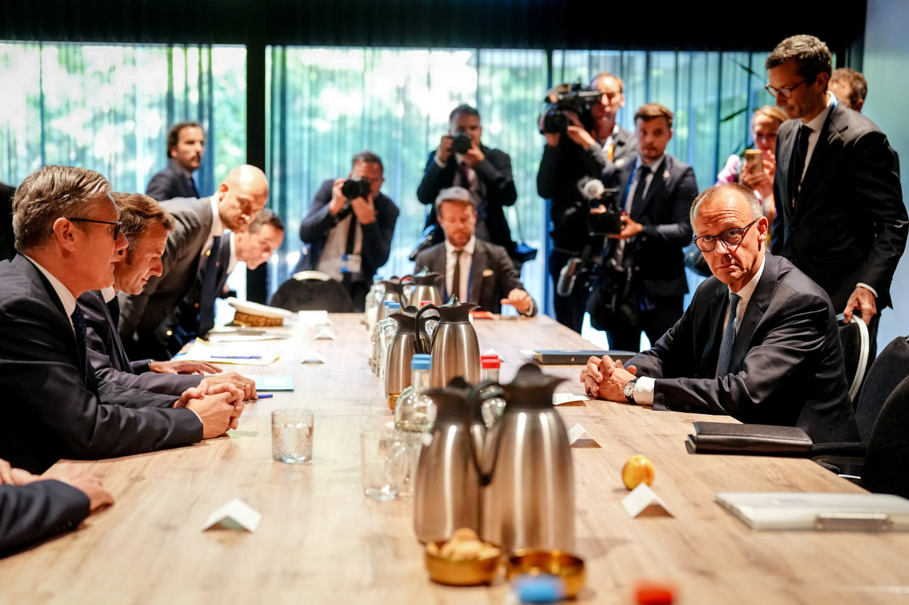 Переговоры Франции, Британии и ФРГ (архив)