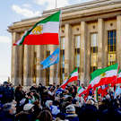 Эксперт: массовые протесты в Иране стали следствием раскола элит и кризиса