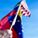 В Венесуэлу впервые после операции США прибыла американская делегация