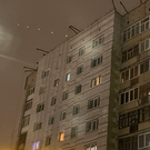 Напротив нового здания театра им. Камала в Казани начали ремонтировать фасады домов