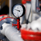 Цена нефти Brent превысила $65 за баррель впервые с ноября