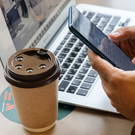 «Ведомости»: Доходы самозанятых в России за год выросли почти на 40% до 3 триллионов