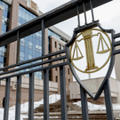 В Казани возбудили уголовное дело в отношении замдиректора школы за схему с фиктивной уборщицей