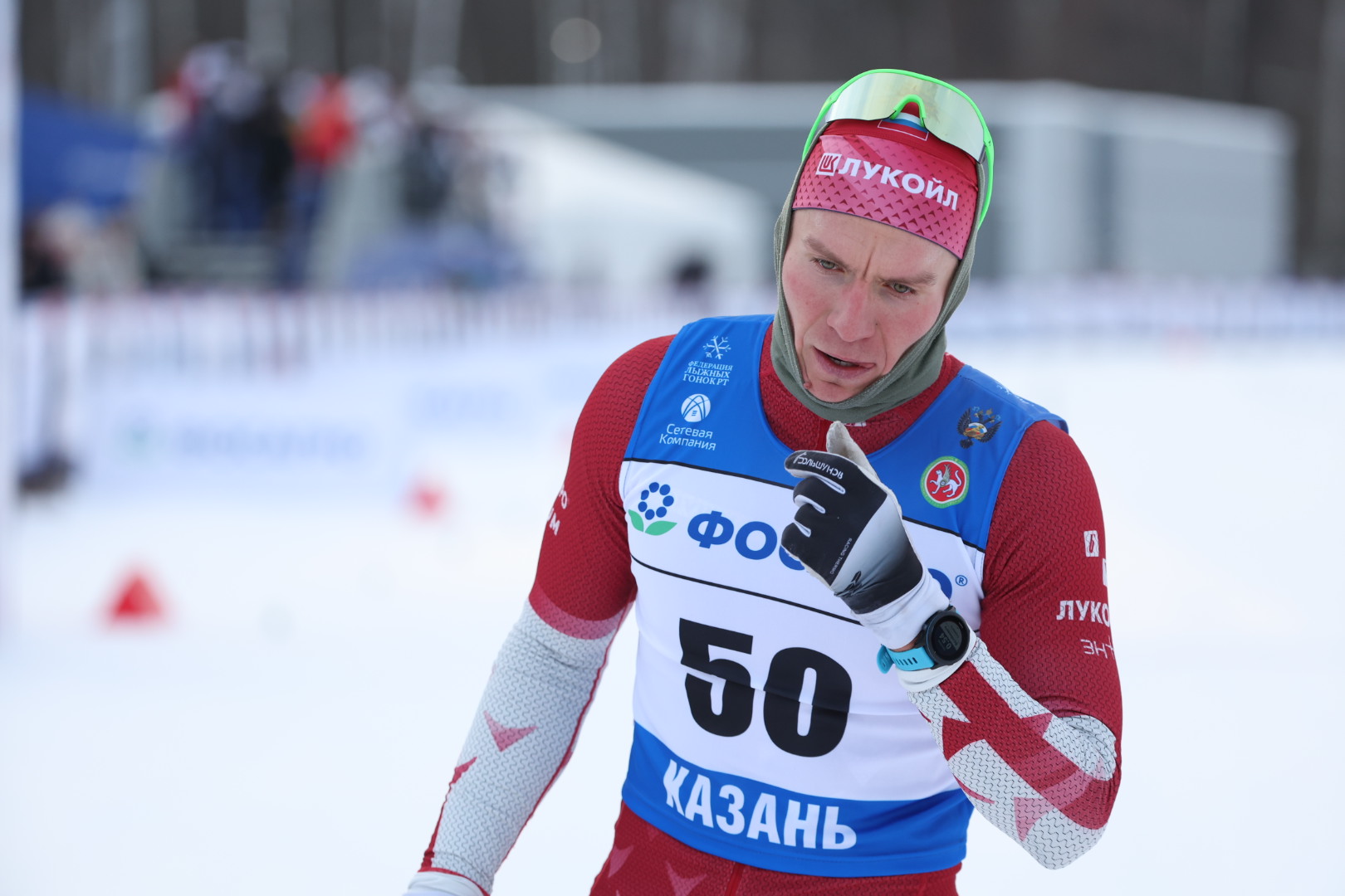 Александр Большунов