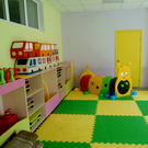 Путин поручил продлить работу детсадов до 20:00, чтобы матери могли зарабатывать