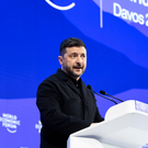 Глава МИД Ирана назвал Зеленского «растерянным клоуном»