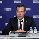 Медведев: Россия до сих пор не получила от США ответа по ДСНВ, договор истекает 5 февраля