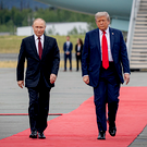 Трамп повесил в Белом доме фото с Путиным