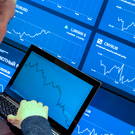 Индекс S&P 500 впервые в истории превысил отметку в 7 тысяч пунктов