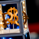 Доллар на внебиржевом рынке превысил 77 рублей впервые с 22 января