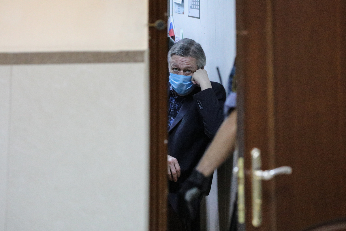 Михаил Ефремов