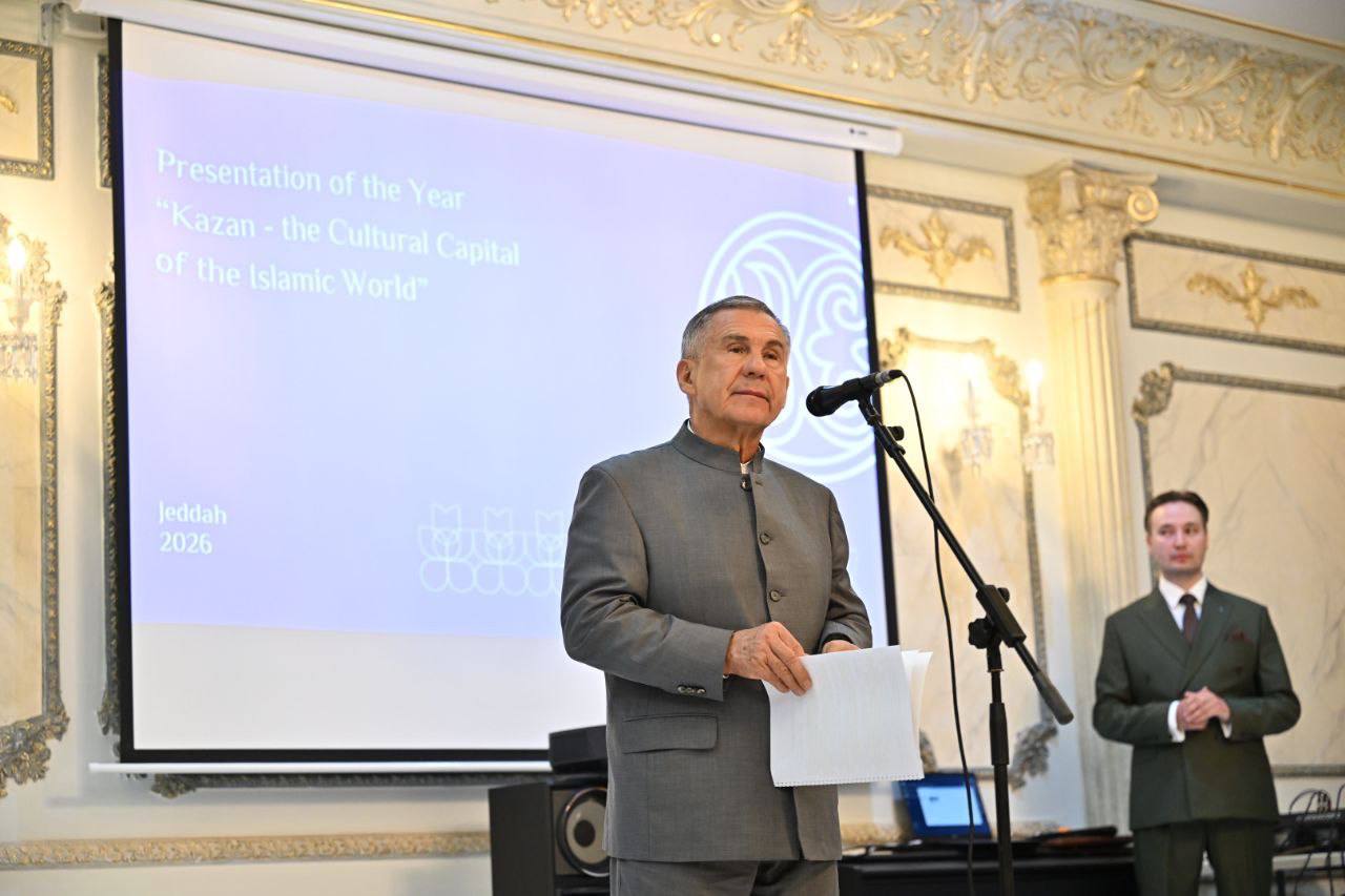 Рустам Минниханов