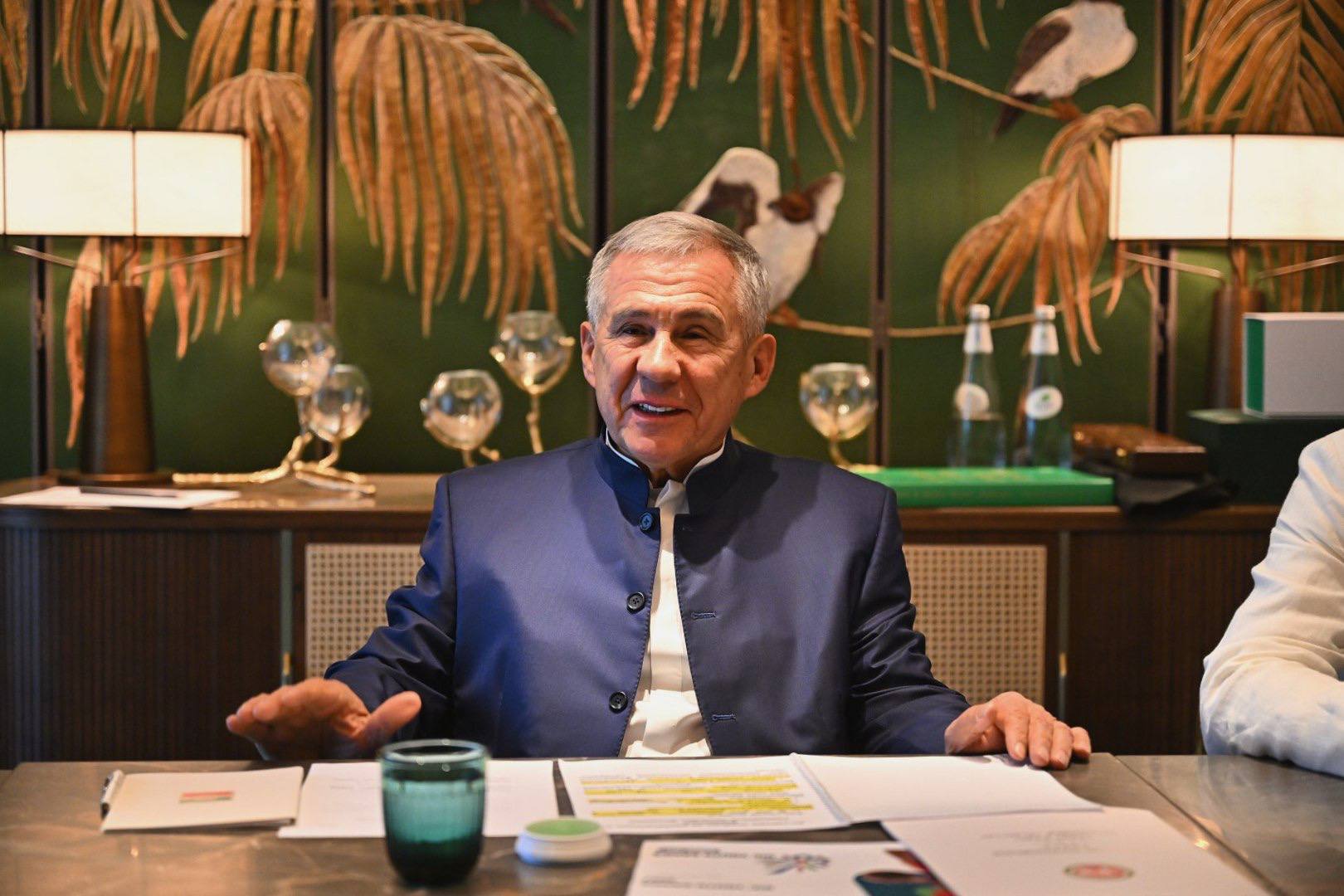 Рустам Минниханов