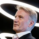 Греф раскритиковал образование в РФ из-за позднего внедрения ИИ: «Мы теряем когнитивные способности детей, они перестают думать»