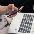 Эксперт рассказал, как мошенники «превращают» телефоны в банковские карты