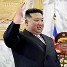 Ким Чен Ын открыл в Пхеньяне район для семей солдат, погибших в Курской области