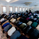 В Саудовской Аравии с заходом солнца наступил Рамадан. В России же ночь священного месяца начнется завтра