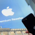 Bloomberg: Apple выпустит три устройства на базе ИИ