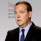 Медведев об оттоке творческих людей после начала СВО: «Нервишки расшалились»