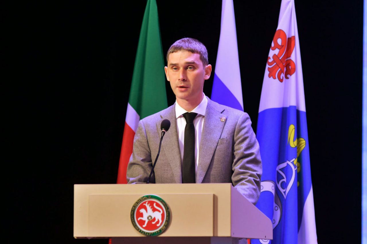 Роберт Искандаров