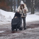 Экономист Зубец для повышения демографии предложил платить за рождение детей как за работу