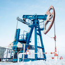 Цена нефти Brent возросла на 10% и достигла $80 на фоне нападения на Иран