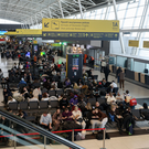 В казанском аэропорту задержано около 15 рейсов, еще 10 отменено