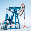 Цены на нефть впервые за 1,5 года превысили $83 за баррель