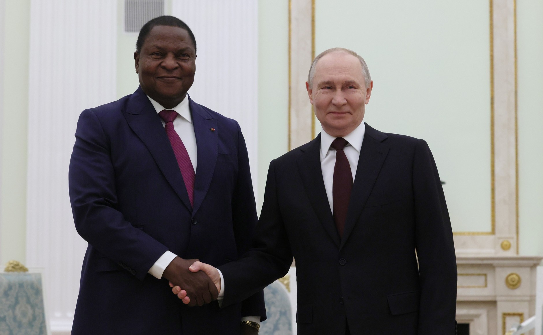 Фостен Арканж Туадера и Владимир Путин