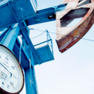 СМИ: Крупнейшие нефтепроизводители Ближнего Востока сократили добычу на треть на фоне войны