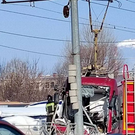 В Казани на улице Серова трамвай врезался в столб