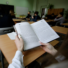 На ЕГЭ в 2026 году будут применять системы подавления сотовой связи