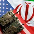 Иран пригрозил ударить по трем портам ОАЭ и призвал людей эвакуироваться