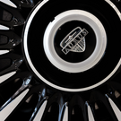 «Это будет не Aurus, а отдельный бренд»: на бывшем автозаводе Toyota в Петербурге начнут собирать машины Senat