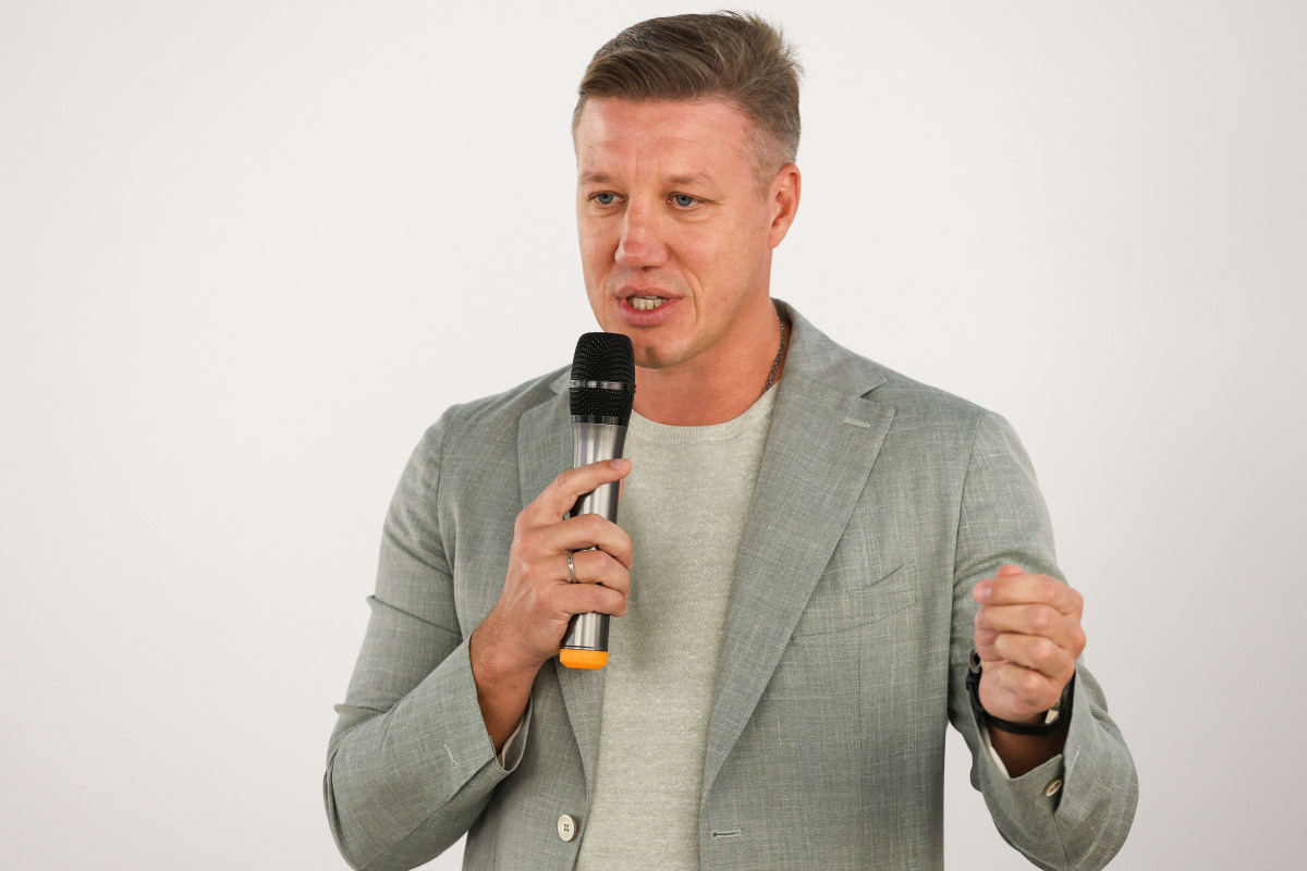 Евгений Чекашов