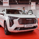 Власти обновили список авто для работы в такси в России