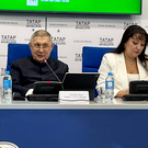 Рифкат Минниханов предложил сделать Тукаевскую премию международной и учредить медаль имени поэта