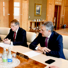 Мурашко и Минниханов обсудили помощь пострадавшим в ЧП на НКНХ