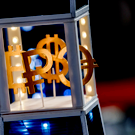 Внебиржевой курс доллара опустился до 80 рублей