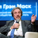 Отец Илона Маска назвал ключевые направления для инвестиций на ближайшие 20 лет