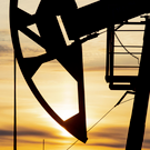 Нефть Brent приблизилась к $110 за баррель после утреннего скачка