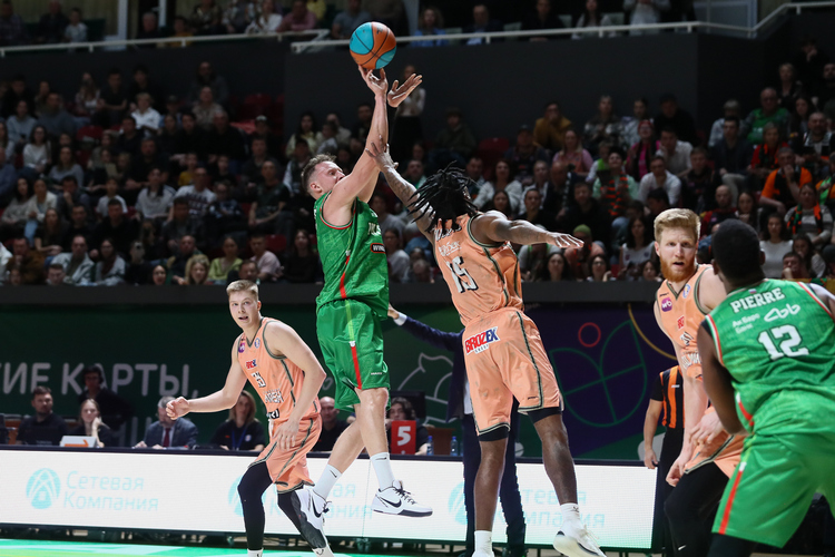 Дмитрий Кулагин (бросает)